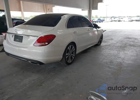 2018 Mercedes-Benz C 300 from USA, damaged, VIN WDDWF4JBXJR407116